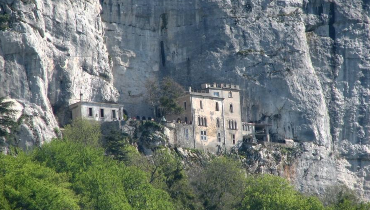 Les reliques de Saint-Maximin et de la Sainte-Baume sont-elles celles de Marie-Madeleine ?